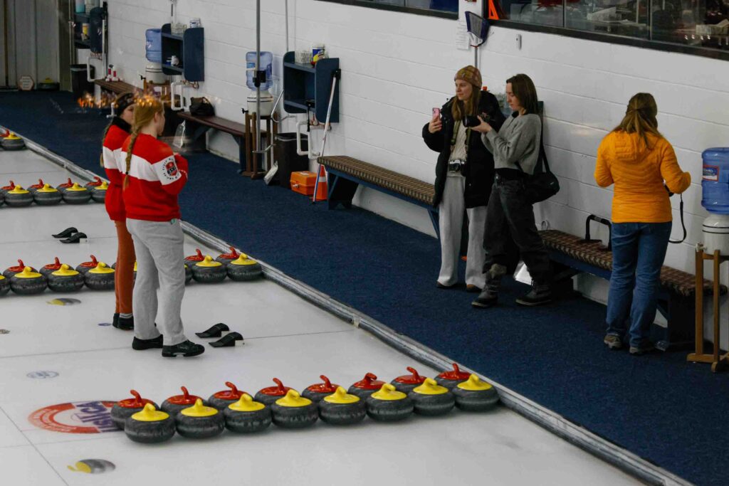 IW_BTS_CURLING_6