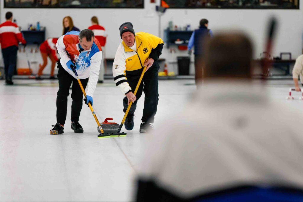 IW_ESWGCurling_01